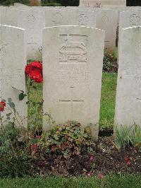 Doullens Communal Cemetery Extension No.1 - Fretwell, Arthur Richard