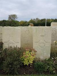 Doullens Communal Cemetery Extension No.1 - Glanville, Frederick Earnest