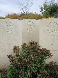 Doullens Communal Cemetery Extension No.1 - Gregory, E