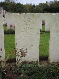 Doullens Communal Cemetery Extension No.1 - Gubby, Walter William