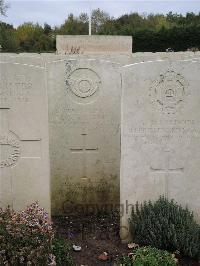 Doullens Communal Cemetery Extension No.1 - Guthrie, George