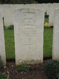 Doullens Communal Cemetery Extension No.1 - Hackford, Frank