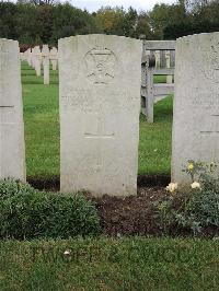 Doullens Communal Cemetery Extension No.1 - Harold, Thomas Edgar