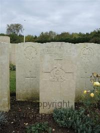 Doullens Communal Cemetery Extension No.1 - Harris, Harold