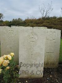 Doullens Communal Cemetery Extension No.1 - Harris, Thomas Henry