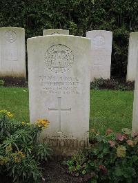 Doullens Communal Cemetery Extension No.1 - Hart, Stephen