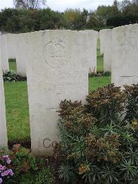 Doullens Communal Cemetery Extension No.1 - Hewitt, Edwin Ross