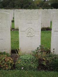 Doullens Communal Cemetery Extension No.1 - Hicks, Albert John