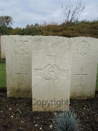 Doullens Communal Cemetery Extension No.1 - Hill, F