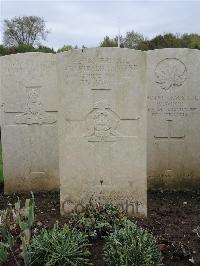 Doullens Communal Cemetery Extension No.1 - Howard, Archibald