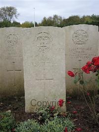 Doullens Communal Cemetery Extension No.1 - Jacobs, F