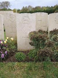 Doullens Communal Cemetery Extension No.1 - James, G B