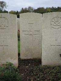 Doullens Communal Cemetery Extension No.1 - Jefferson, Albert