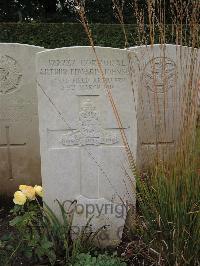 Doullens Communal Cemetery Extension No.1 - Johnson, Arthur Edward