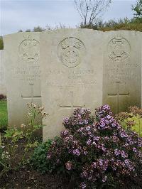 Doullens Communal Cemetery Extension No.1 - Jones, E