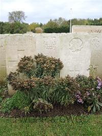 Doullens Communal Cemetery Extension No.1 - Kay, Randolph