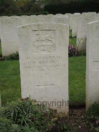 Doullens Communal Cemetery Extension No.1 - Kenny, W