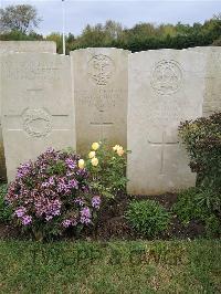 Doullens Communal Cemetery Extension No.1 - Kirkpatrick, Sydney