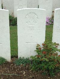 Doullens Communal Cemetery Extension No.1 - Linsley, Gordon