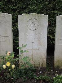 Doullens Communal Cemetery Extension No.1 - Laming, A