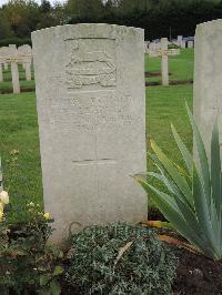 Doullens Communal Cemetery Extension No.1 - Learoyd, F