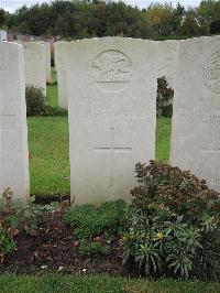 Doullens Communal Cemetery Extension No.1 - Little, R