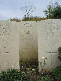 Doullens Communal Cemetery Extension No.1 - Lowes, M