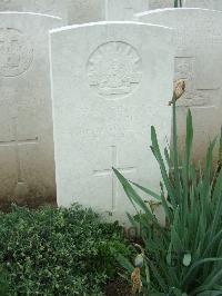 Doullens Communal Cemetery Extension No.1 - Martin, William