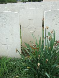 Doullens Communal Cemetery Extension No.1 - McKinna, William John