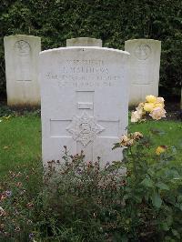 Doullens Communal Cemetery Extension No.1 - Matthews, J