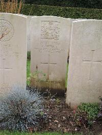 Doullens Communal Cemetery Extension No.1 - Morris, Richard