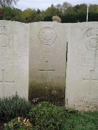 Doullens Communal Cemetery Extension No.1 - Orledge, F