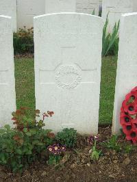 Doullens Communal Cemetery Extension No.1 - Petrie, Arnold James