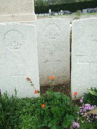 Doullens Communal Cemetery Extension No.1 - Pitty, Ernest William