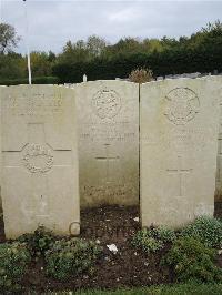 Doullens Communal Cemetery Extension No.1 - Pashley, Robert