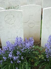 Doullens Communal Cemetery Extension No.1 - Reid, John