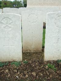 Doullens Communal Cemetery Extension No.1 - Rogers, F F