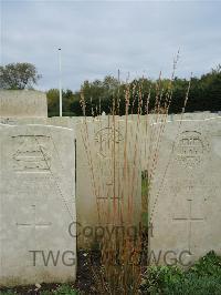 Doullens Communal Cemetery Extension No.1 - Rowson, Thomas Harold