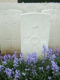 Doullens Communal Cemetery Extension No.1 - Staunton, John Francis