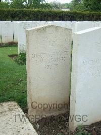 Doullens Communal Cemetery Extension No.1 - Schiwalski, August