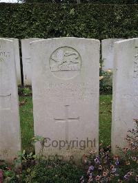 Doullens Communal Cemetery Extension No.1 - Silver, Thomas James