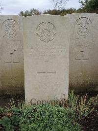 Doullens Communal Cemetery Extension No.1 - Skelton, Thomas