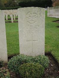 Doullens Communal Cemetery Extension No.1 - Smith, S