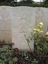 Doullens Communal Cemetery Extension No.1 - Spencer, Granville