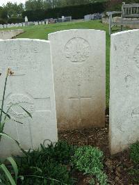 Doullens Communal Cemetery Extension No.1 - Taylor, F H