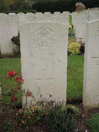 Doullens Communal Cemetery Extension No.1 - Tracy, F