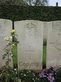 Doullens Communal Cemetery Extension No.1 - Venables, John