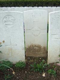 Doullens Communal Cemetery Extension No.1 - White, Arthur Edward