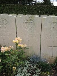 Doullens Communal Cemetery Extension No.1 - Watson, Thomas