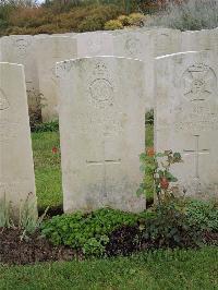 Doullens Communal Cemetery Extension No.1 - Wells, Alfred Frederick